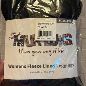 MukLuks fleece lined leggings